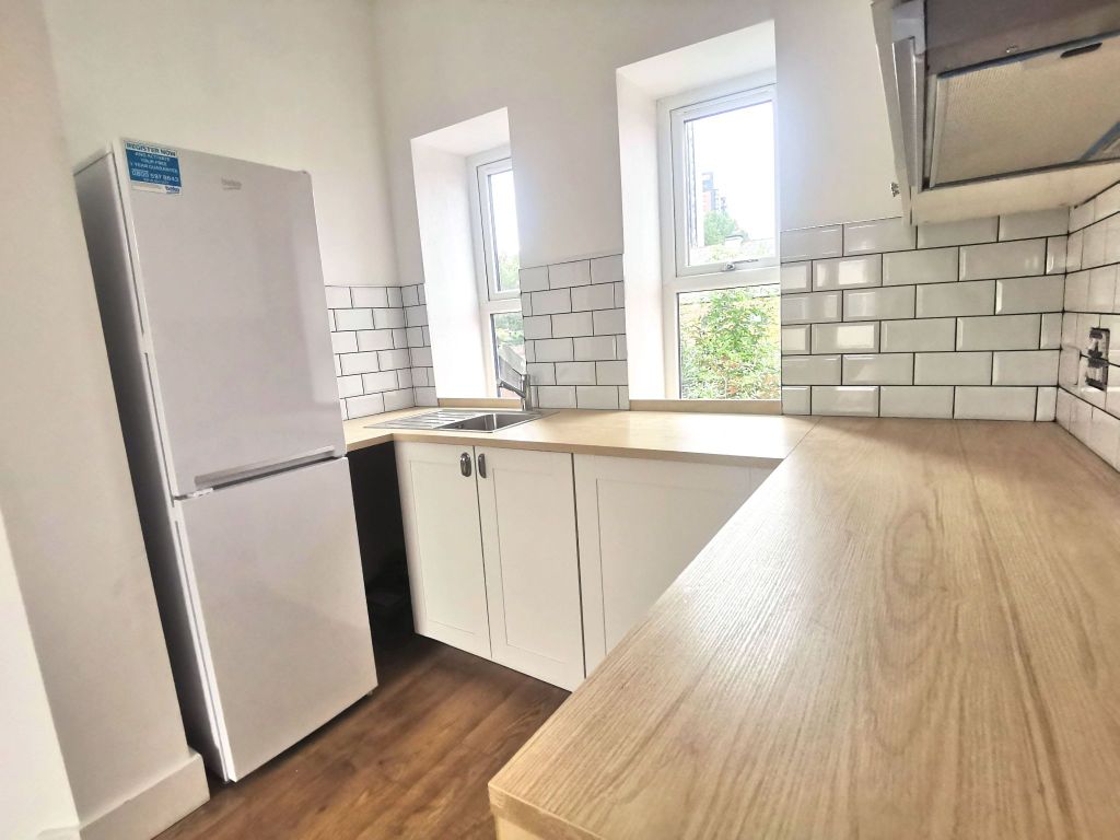 Property photo 3 of 8 Photograph 3