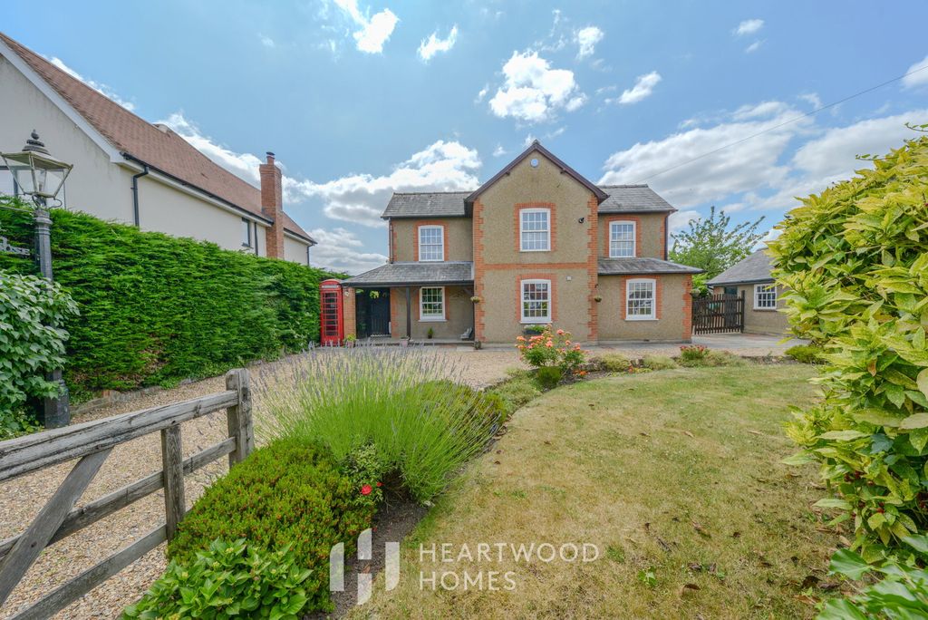 Property photo 1 of 33