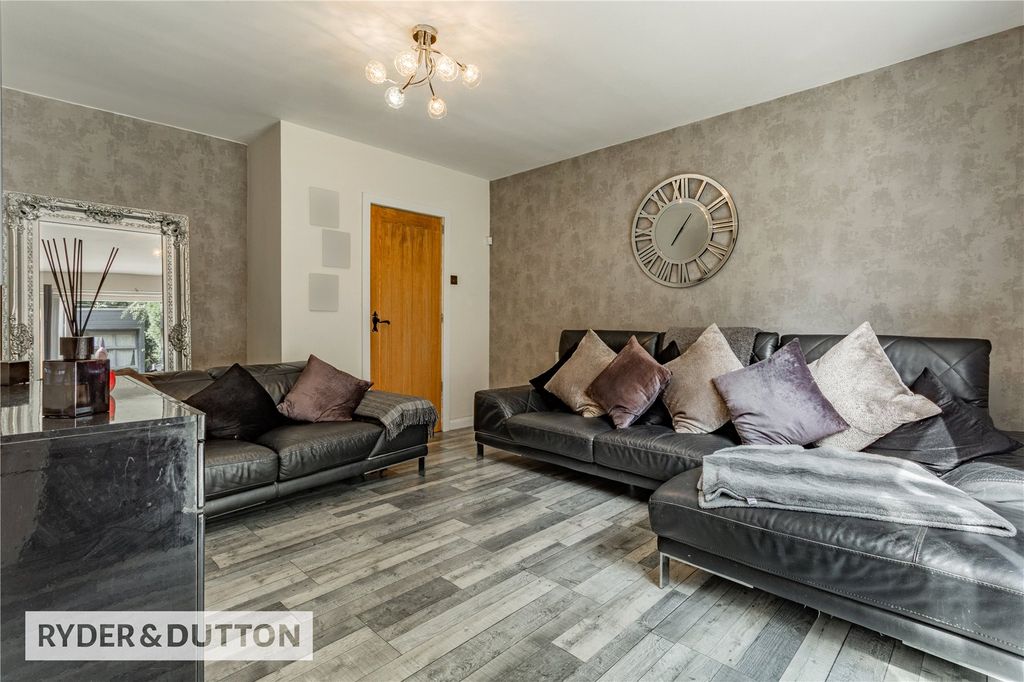 Property photo 3 of 23 Picture No. 06