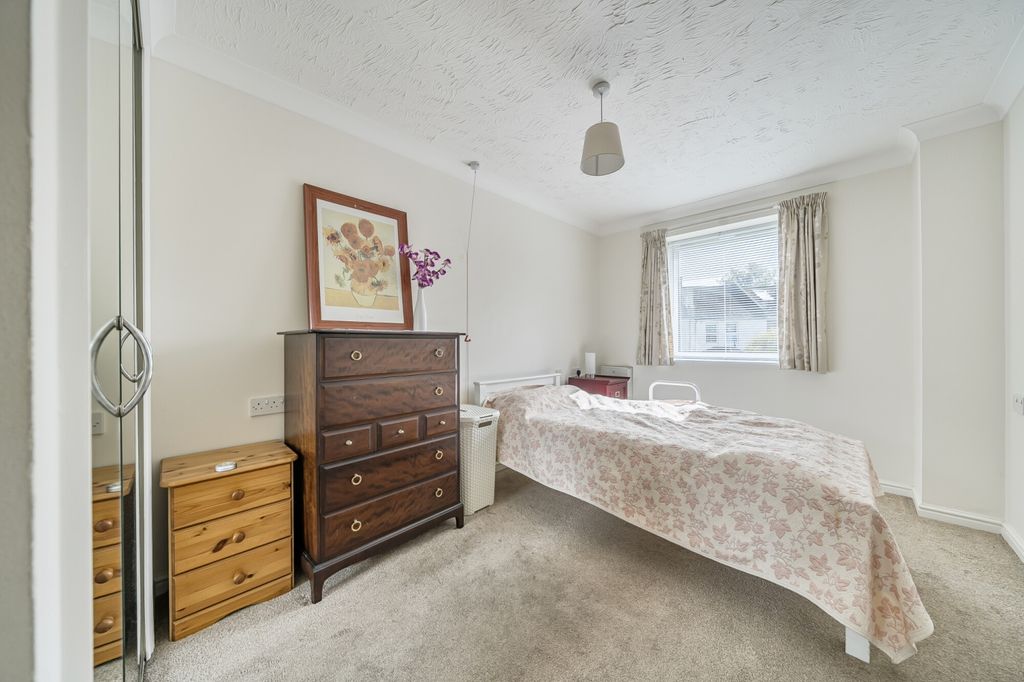 Property photo 2 of 22 Bedroom