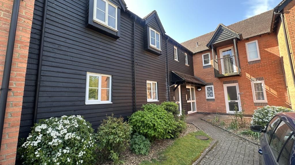 Property photo 1 of 10 Front Aspect