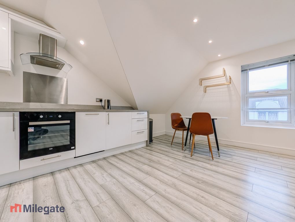 Property photo 3 of 8 Photo 3