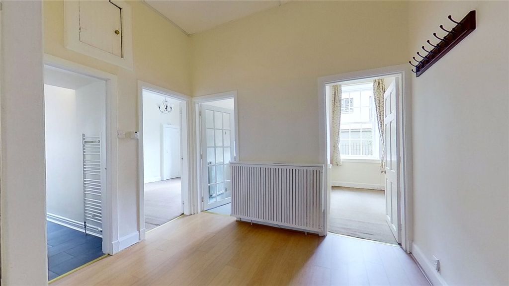 Property photo 3 of 9 Picture No. 06