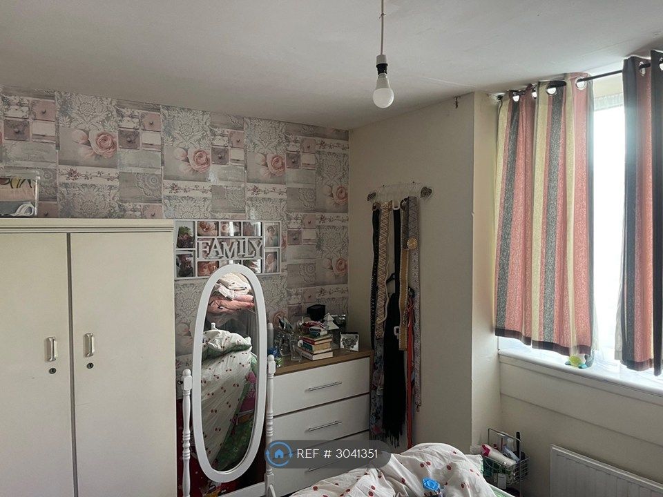 Property photo 1 of 4