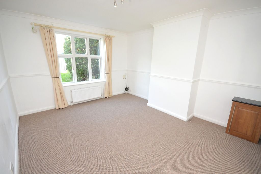 Property photo 2 of 21 Picture No. 43