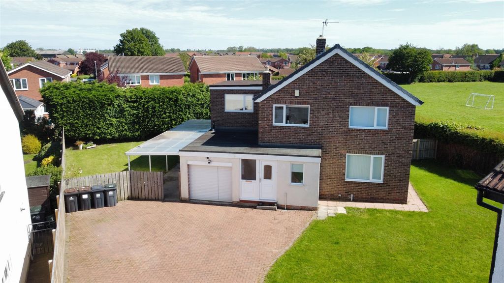 Property photo 3 of 24