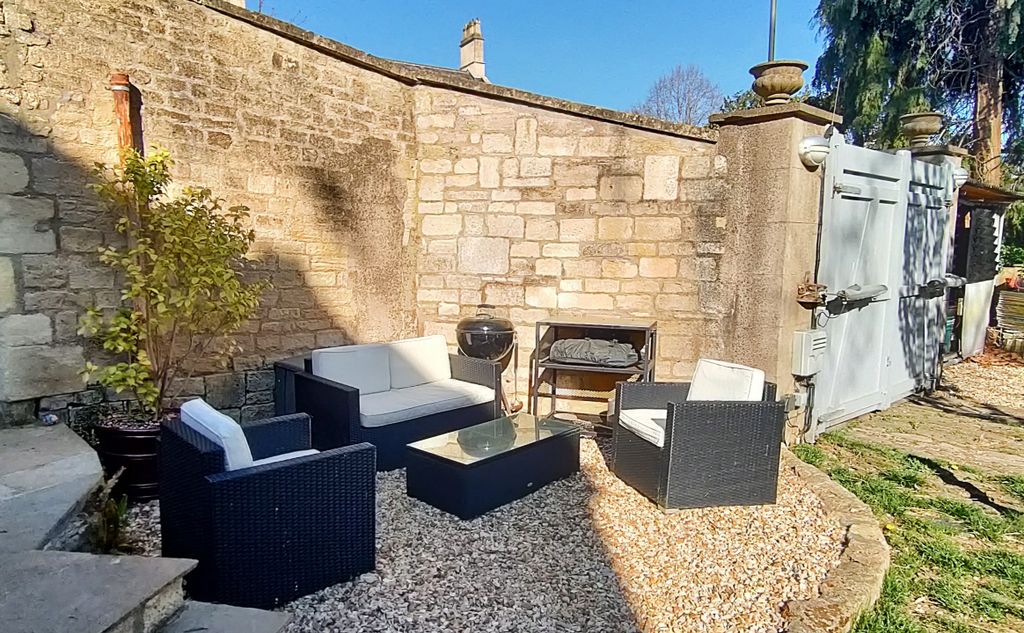 Property photo 2 of 14 Garden Terrace