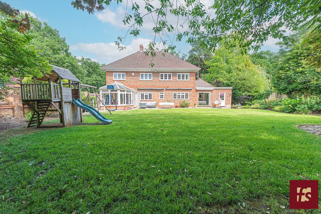 Property photo 2 of 44