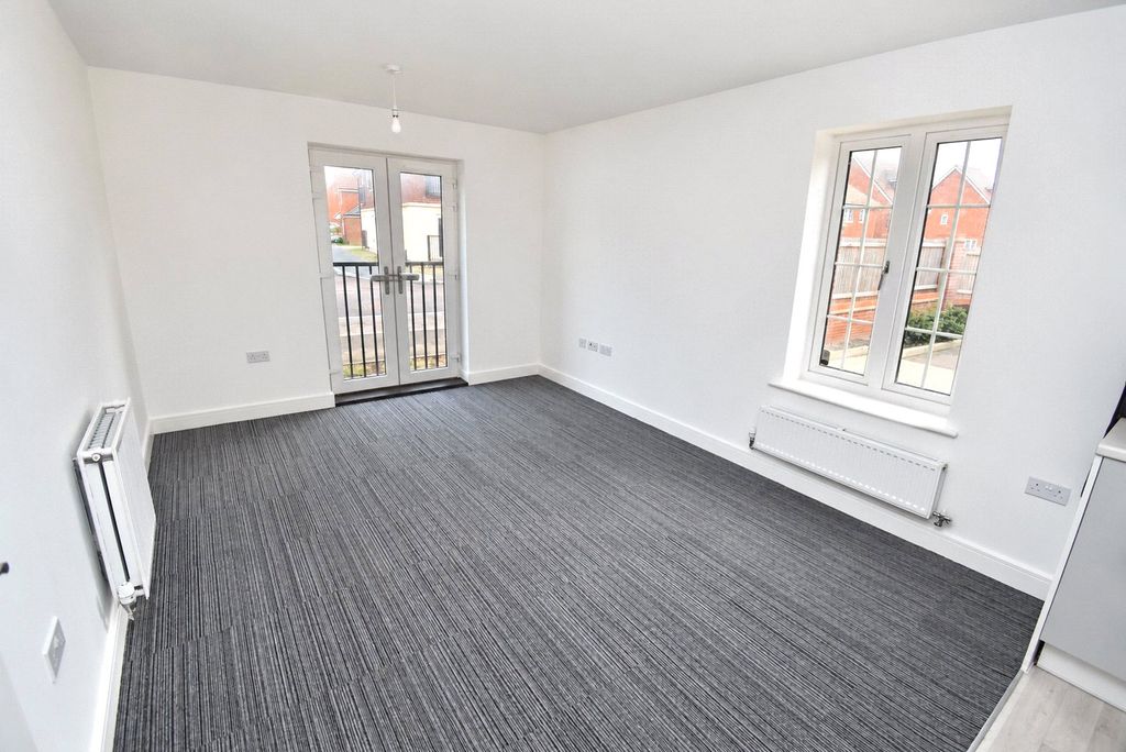 Property photo 2 of 8 Picture No. 06