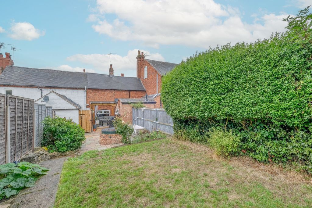 Property photo 2 of 16