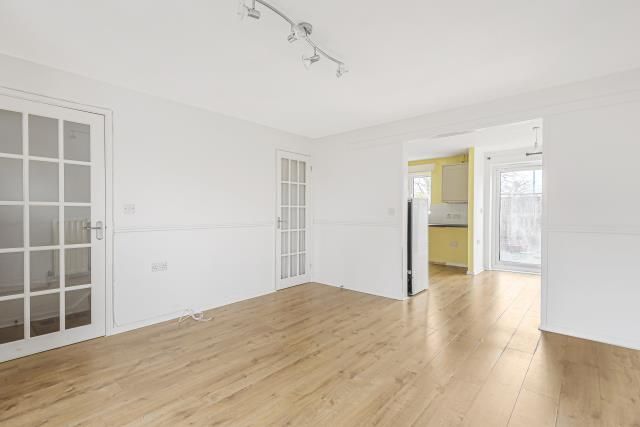Property photo 3 of 10 Internal View
