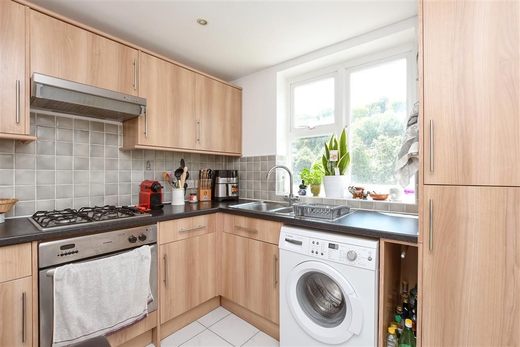 Property photo 3 of 12 Kitchen / Diner