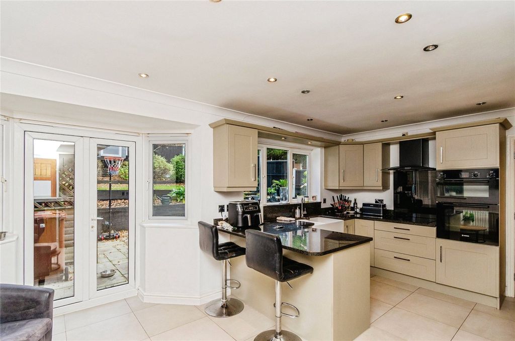 Property photo 3 of 27 Picture No. 08