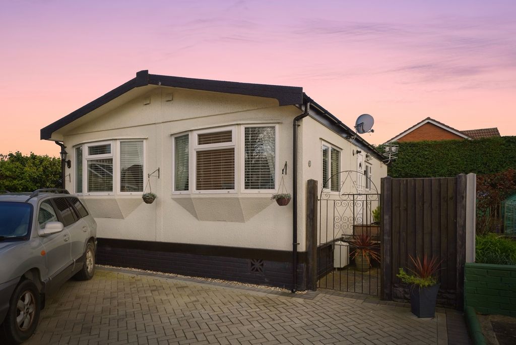 Property photo 1 of 14 Pbox-Img.Jpg