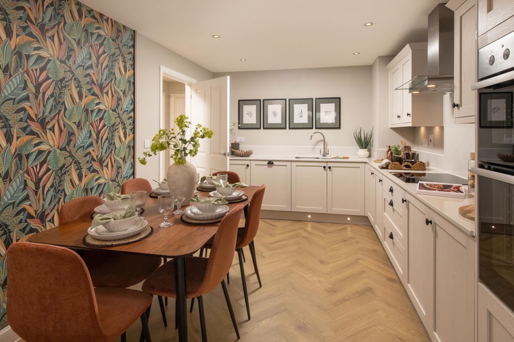 Property photo 1 of 10 Roman Gardens_Bar_Tudeley_Kitchen