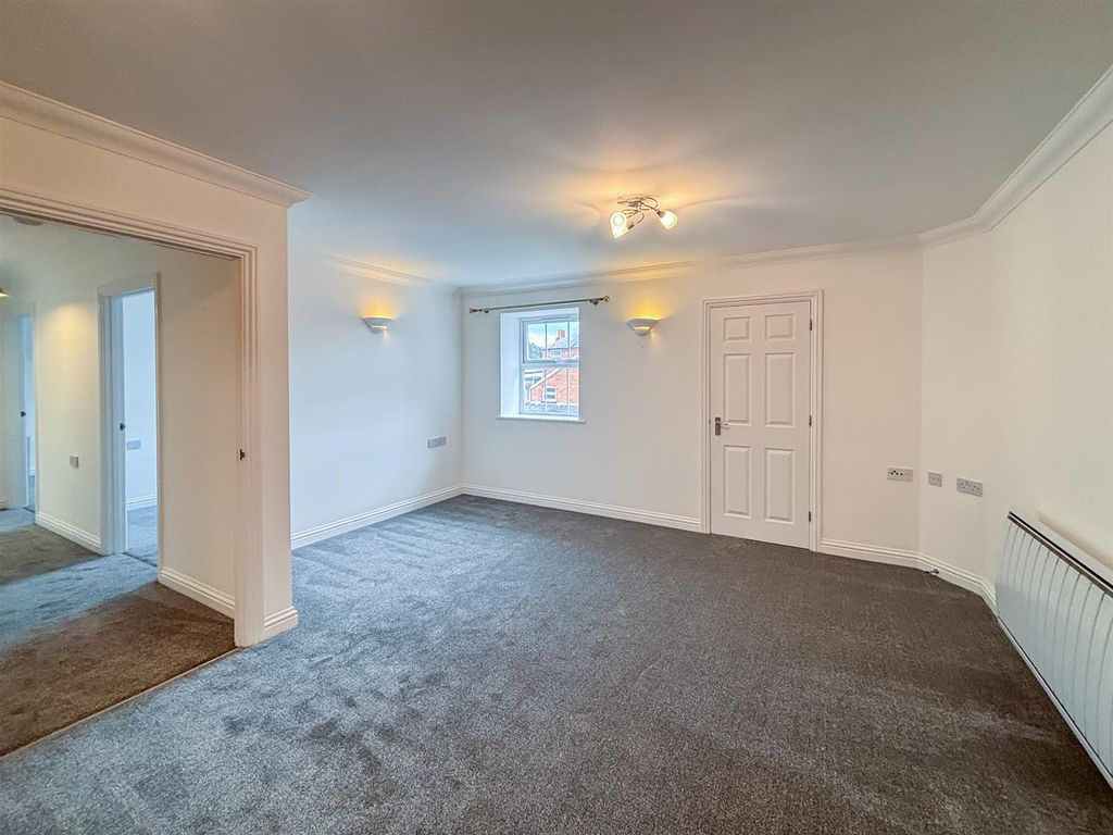 Property photo 3 of 10 Img_2443.Jpg