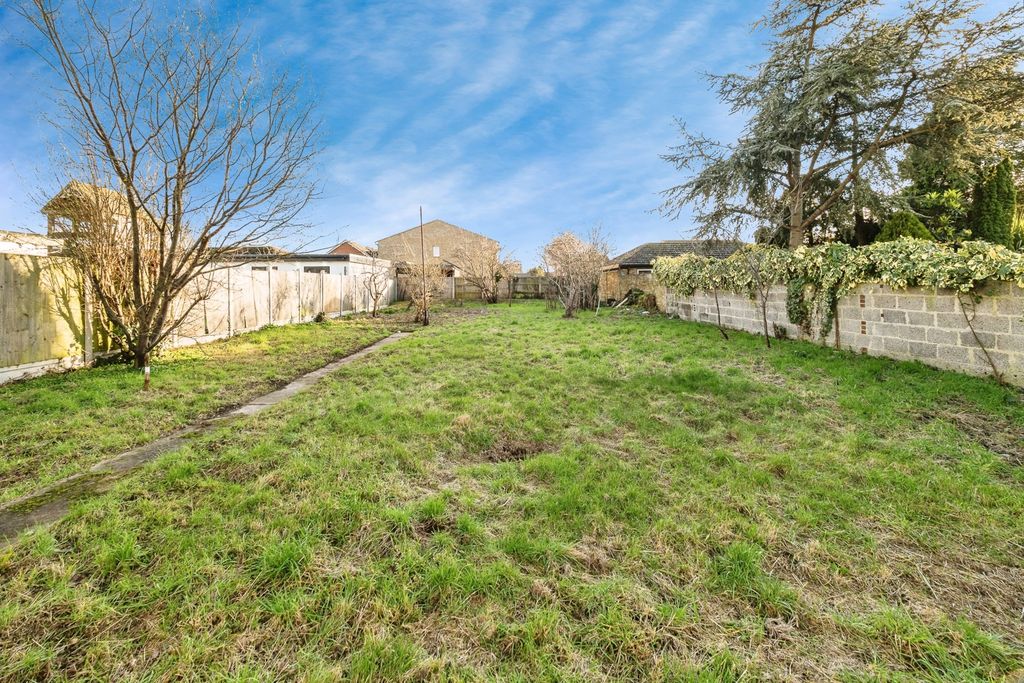 Property photo 2 of 19 Pbox-Img.Jpg