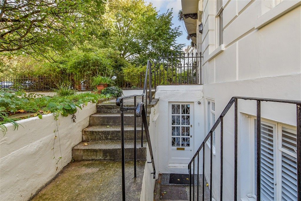 Property photo 1 of 14 External Feature