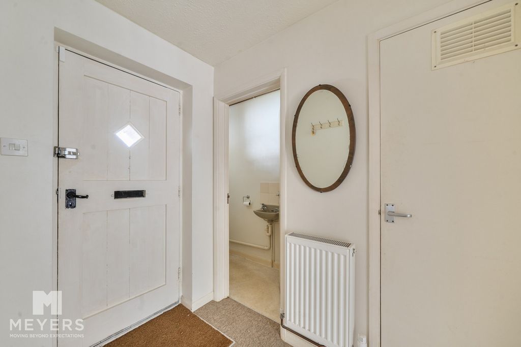 Property photo 3 of 22