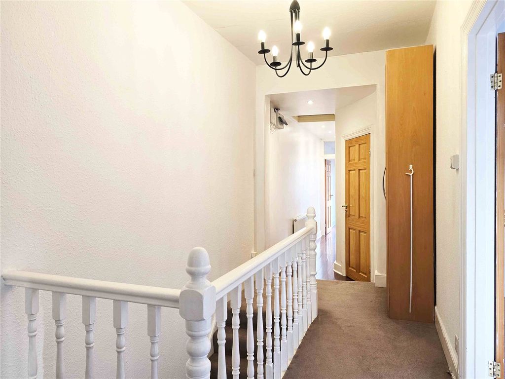 Property photo 2 of 11 Picture No. 10