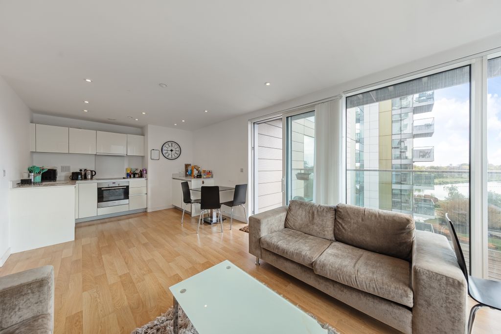 Property photo 1 of 17 094A4929