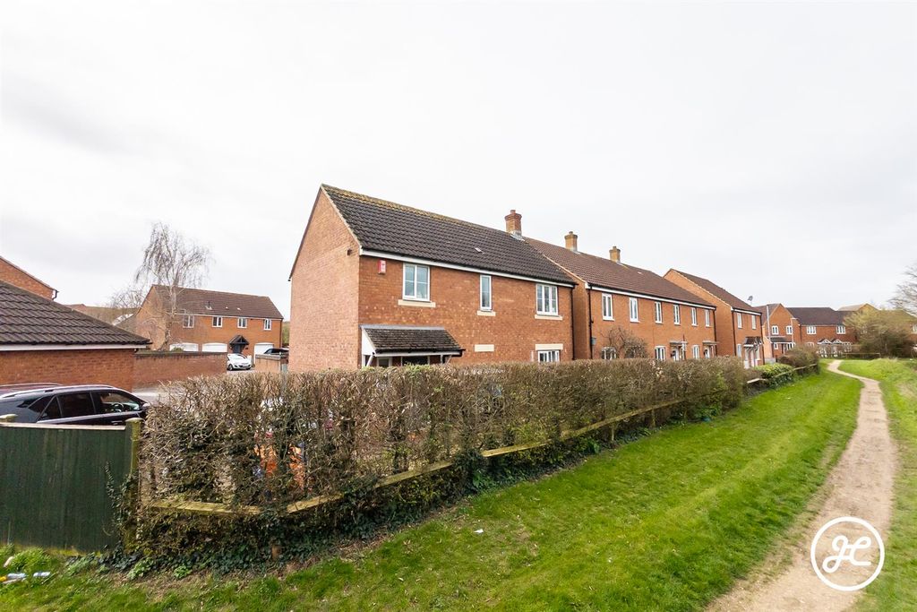 Property photo 2 of 18 Dji_20260316115752_0327_D.Jpg