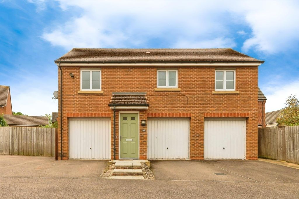 Property photo 1 of 11
