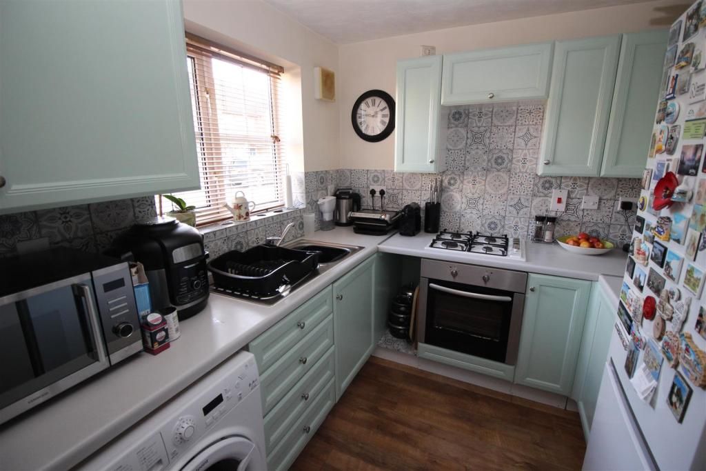 Property photo 2 of 9 7164_31985989_Img_06_0000