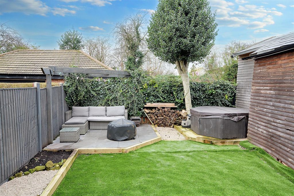 Property photo 2 of 21 Dsc_1103.Jpeg