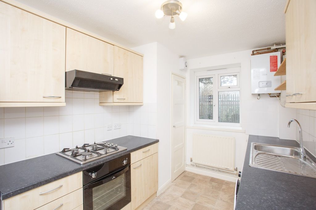 Property photo 2 of 8 Picture No. 07