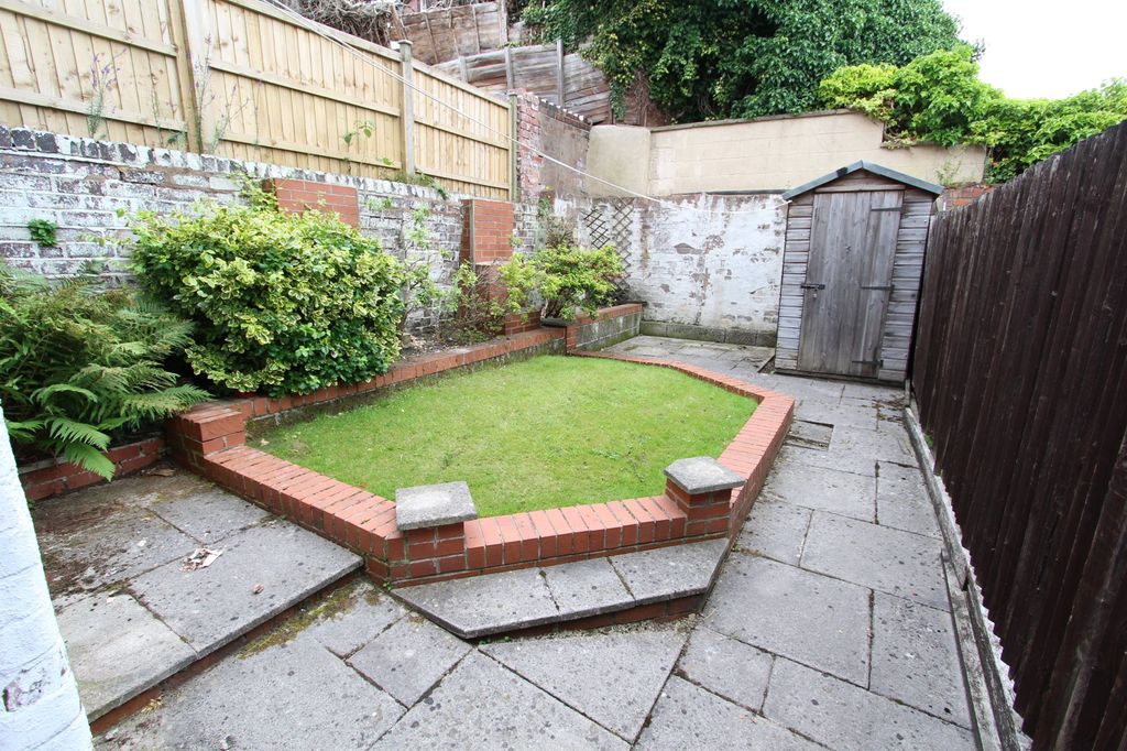 Property photo 3 of 14