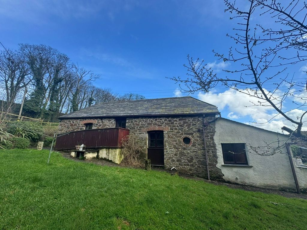 Property photo 1 of 7