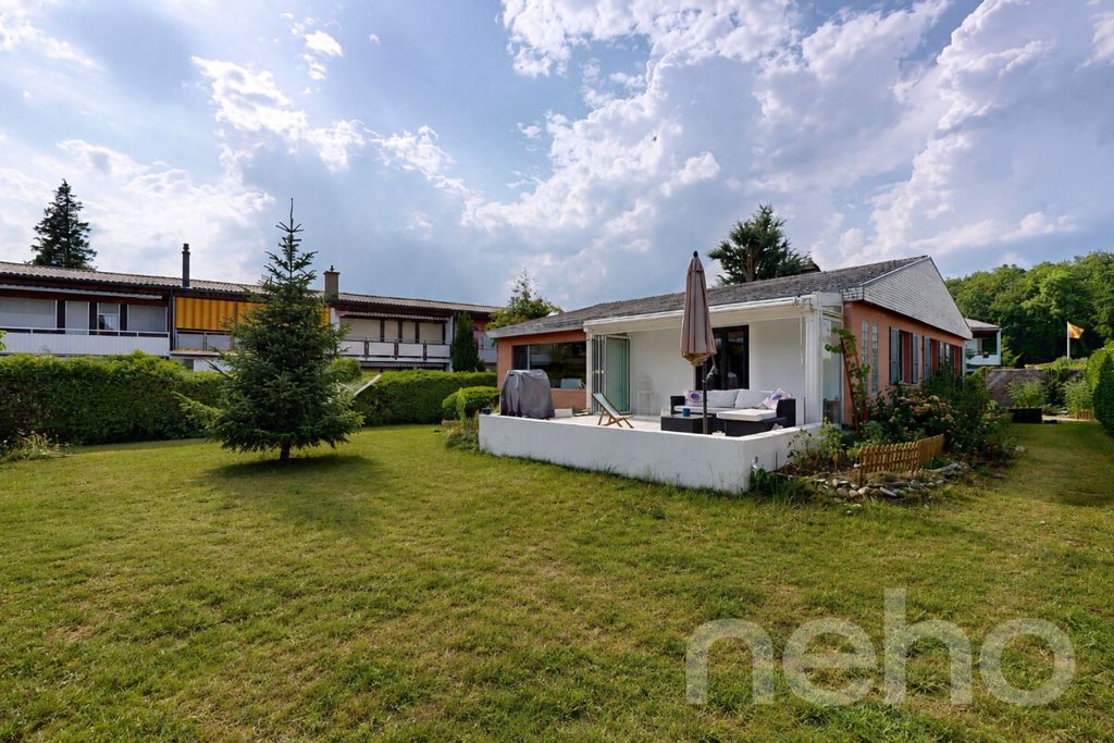 Property photo 3 of 12