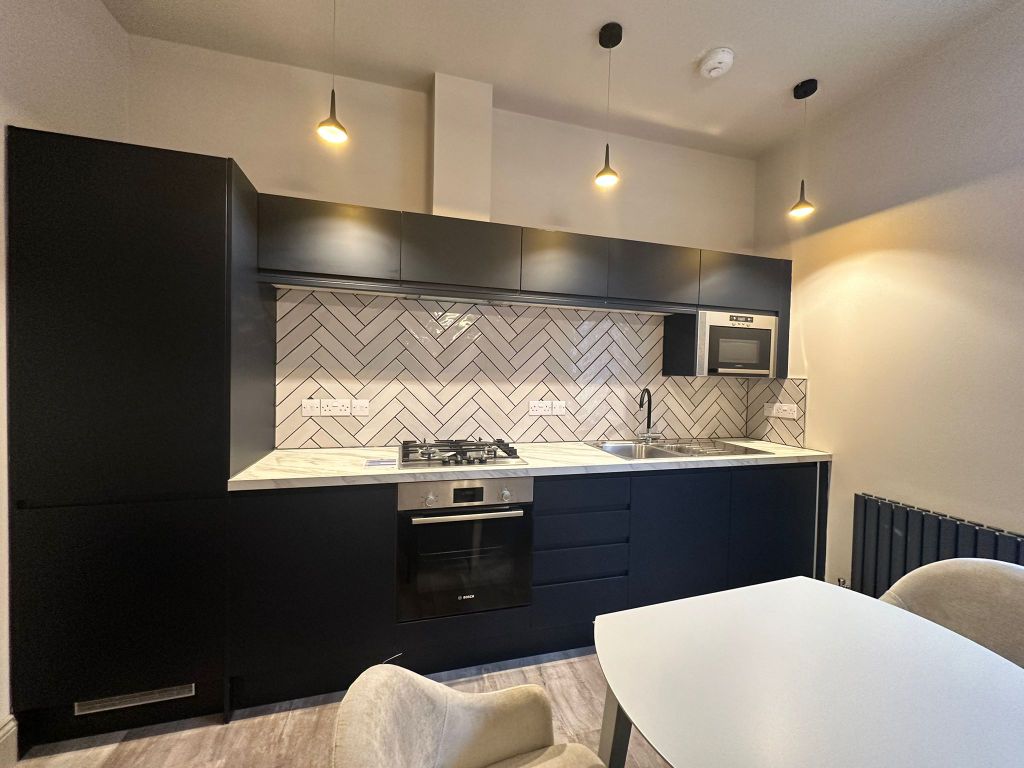 Property photo 2 of 6 Kitchen