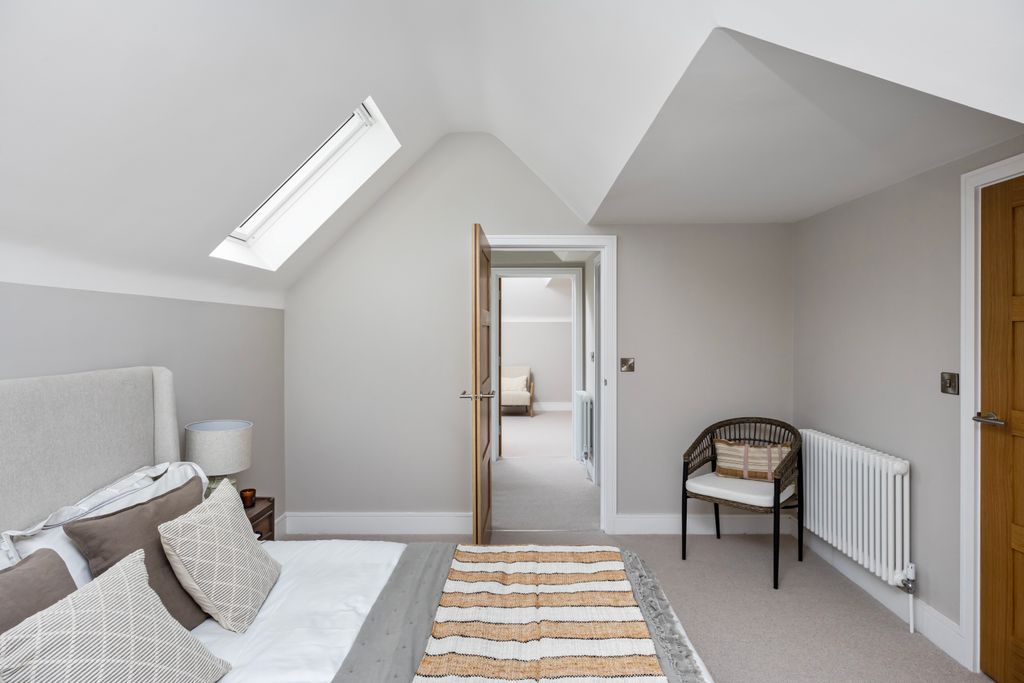 Additional image 13 of 6 bed detached house for saleWithdean Road, Brighton BN1
