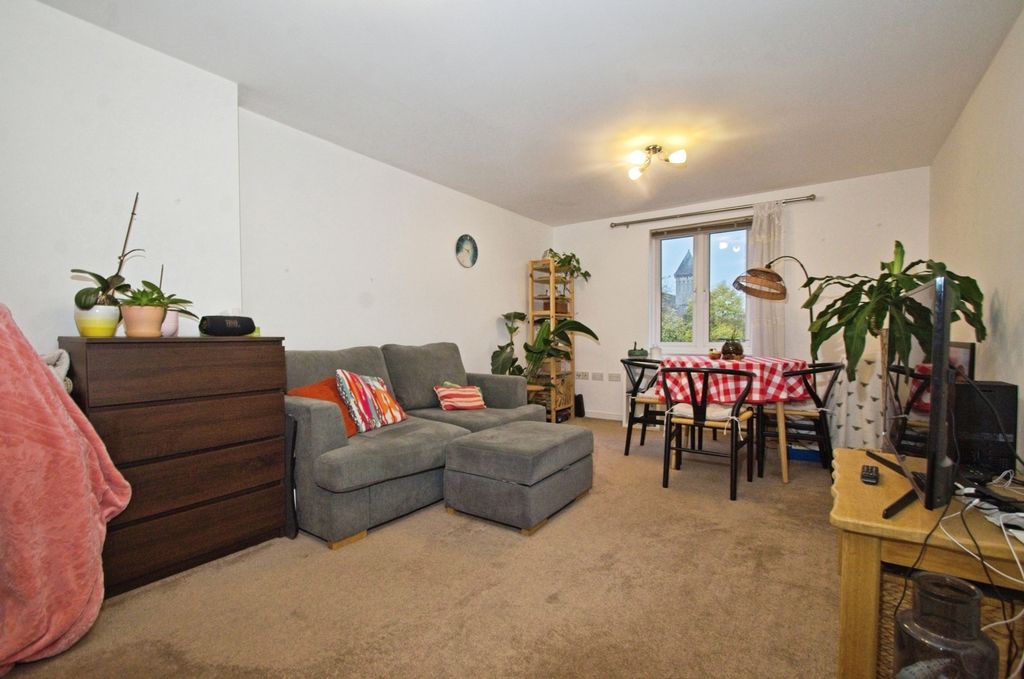 Property photo 1 of 17 Living/Dining Area