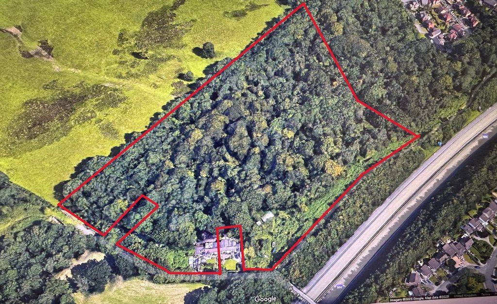 Property photo 2 of 50