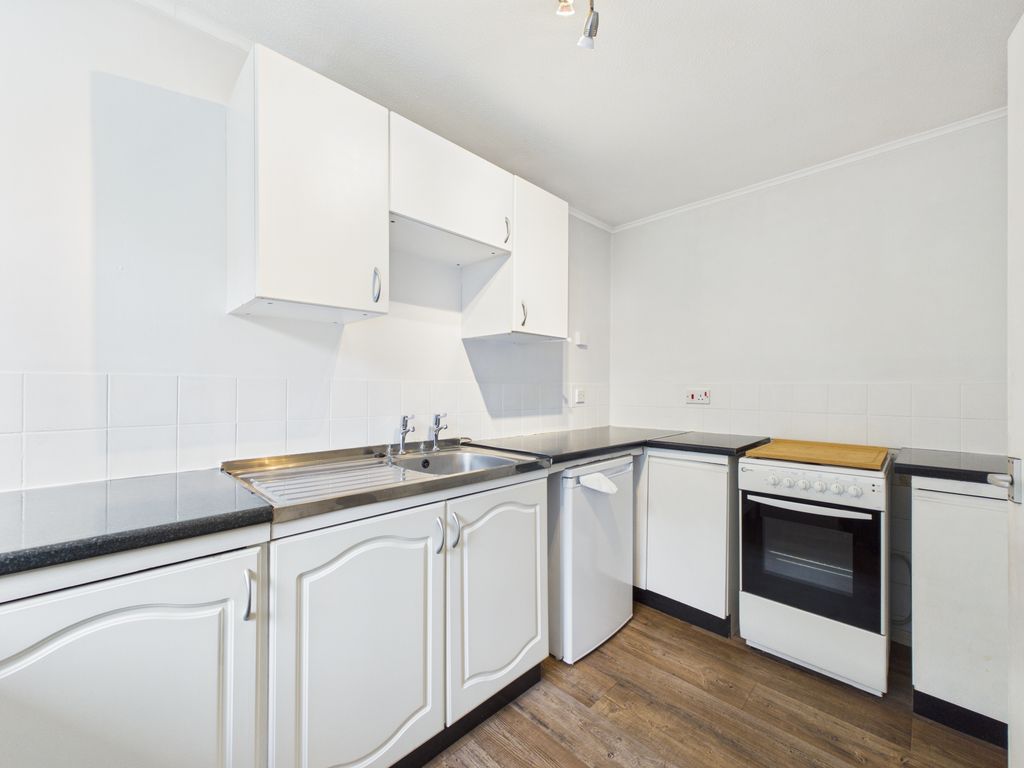 Additional image 4 of 1 bed flat for saleArrancourt, Gilligan Close, Horsham RH12