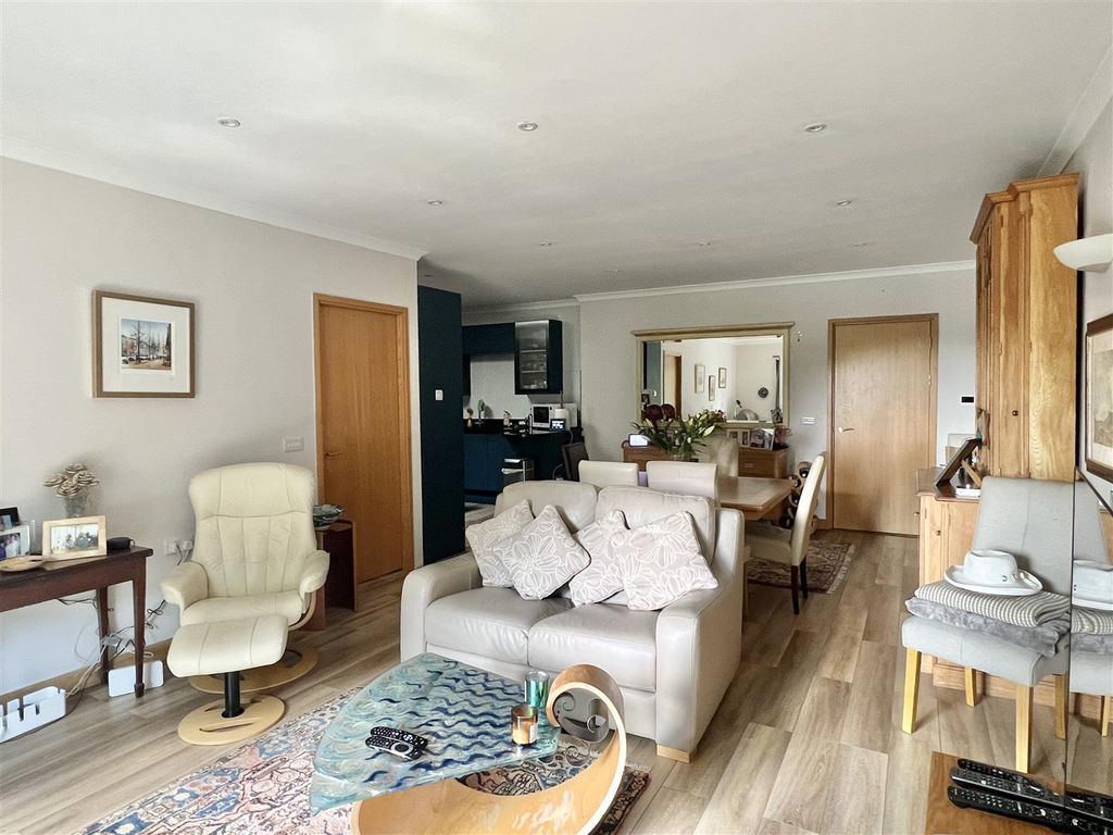 Additional image 12 of 3 bed flat for saleSea Road, Carlyon Bay, Carlyon Bay PL25