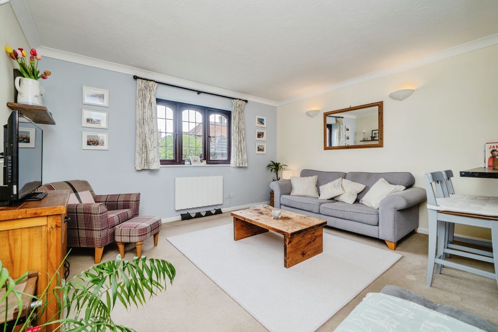 Property photo 2 of 20 Dsc00274