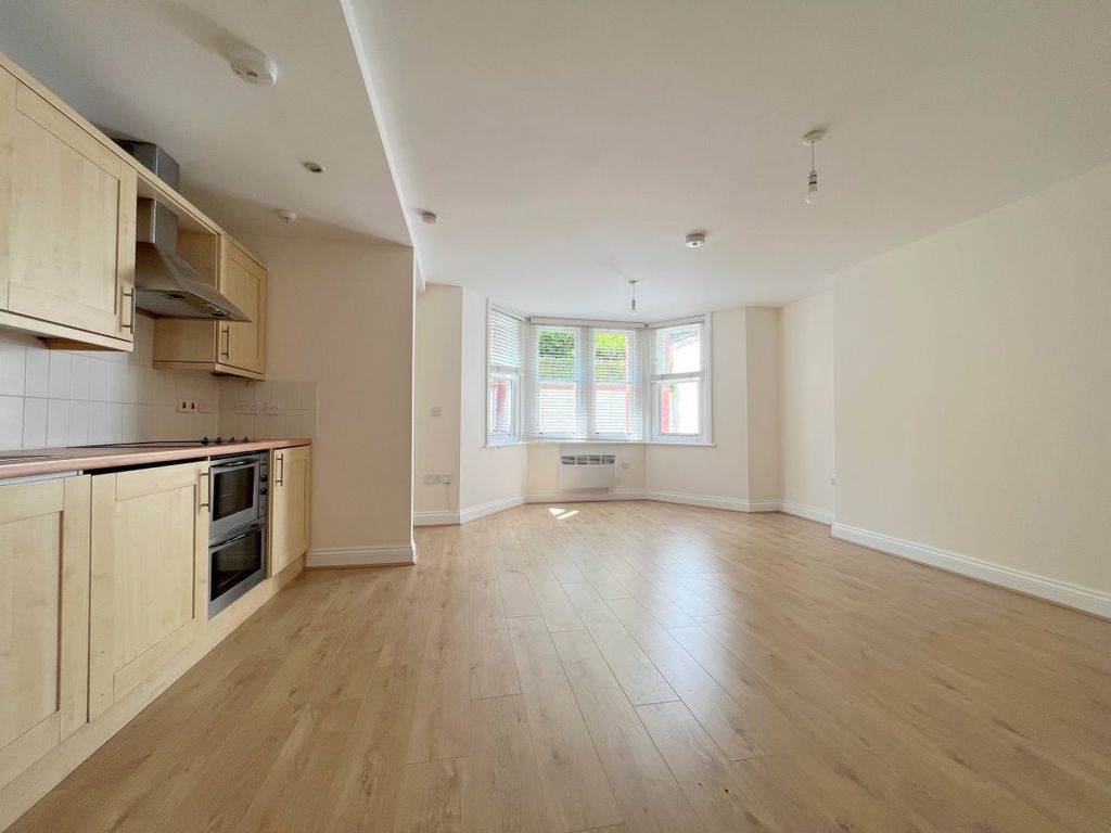 Property photo 2 of 7 Gallery