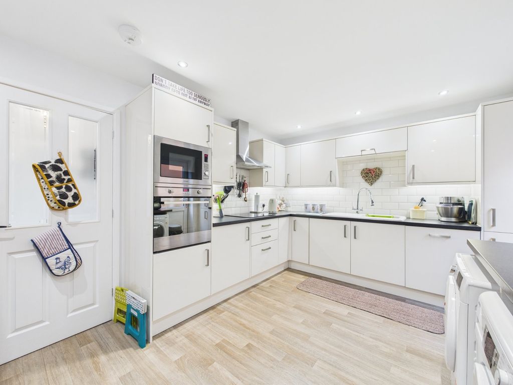 Property photo 3 of 15 Picture No. 72