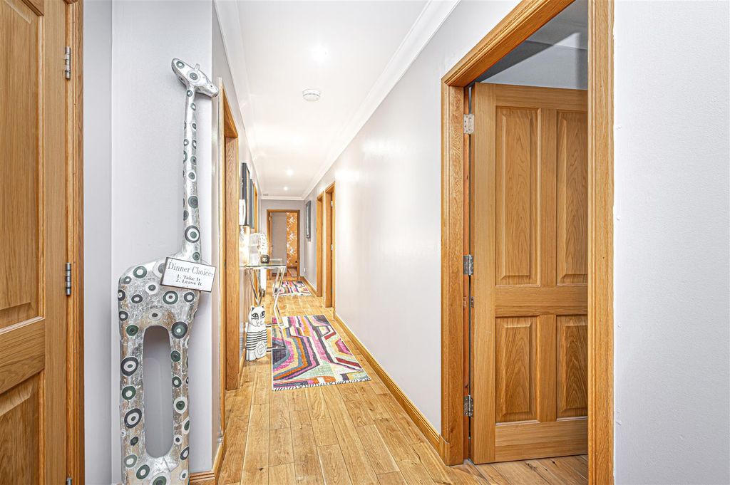 Property photo 3 of 36 Untitled (7 Of 1).Jpg