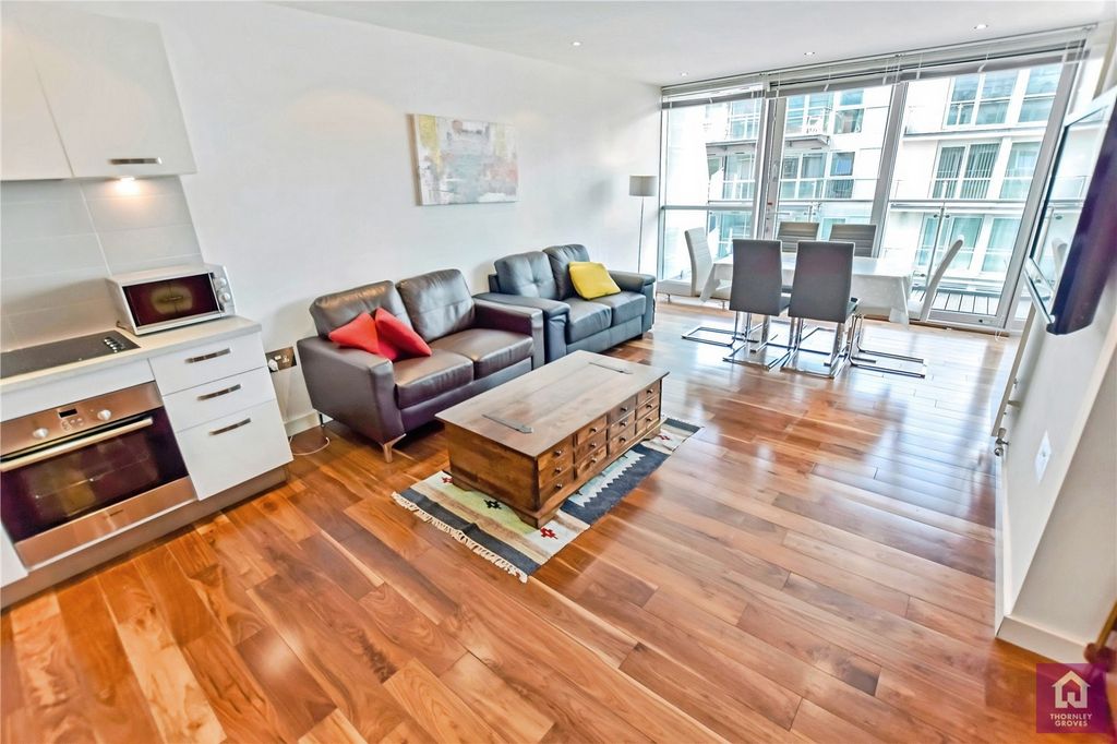 Property photo 1 of 15 Pbox-Img.Jpg
