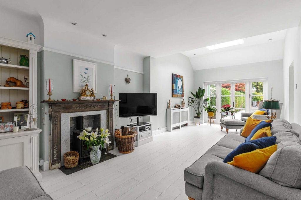 Property photo 3 of 55