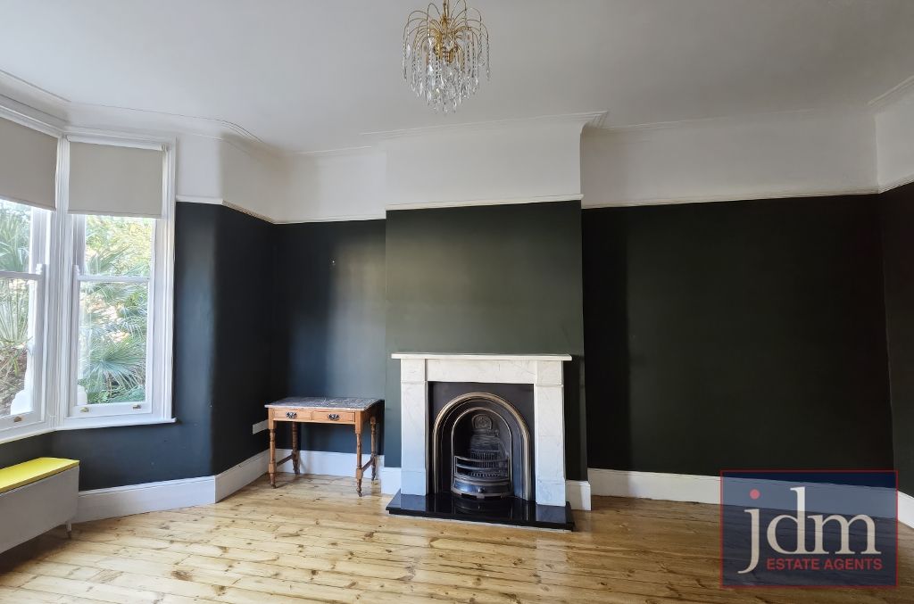 Property photo 3 of 12 Picture No. 12