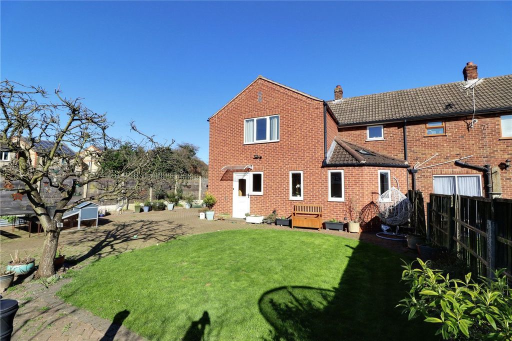 Property photo 3 of 29
