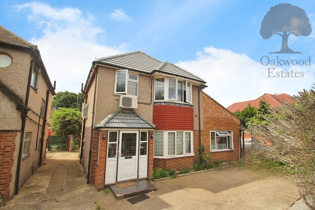 Property photo 1 of 22