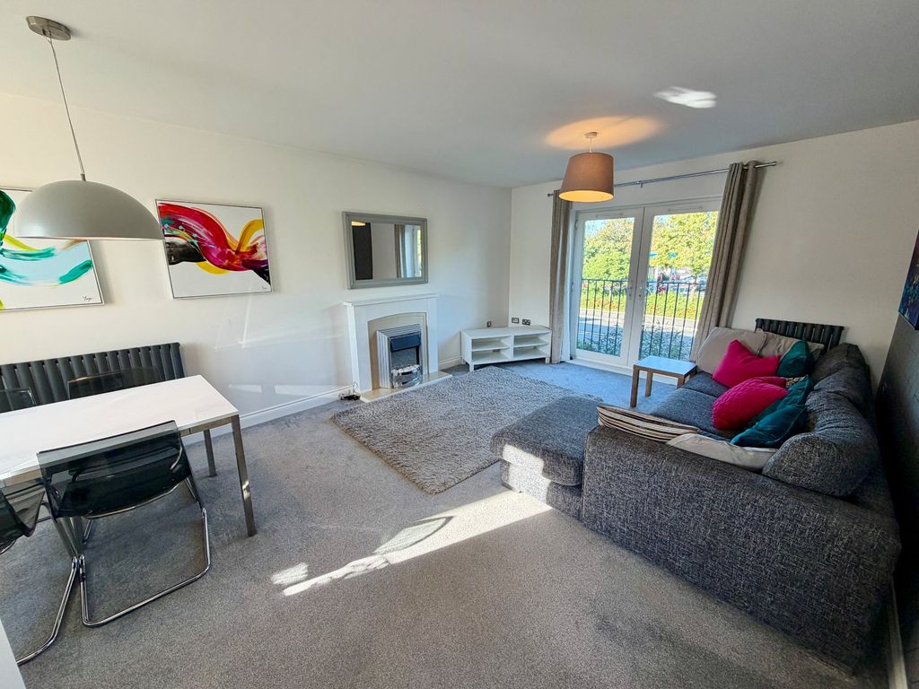 Property photo 2 of 14 Picture No. 08