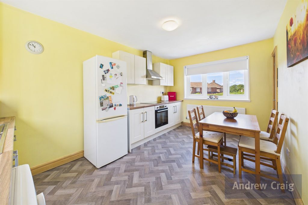 Property photo 3 of 15 Kitchen/Diner